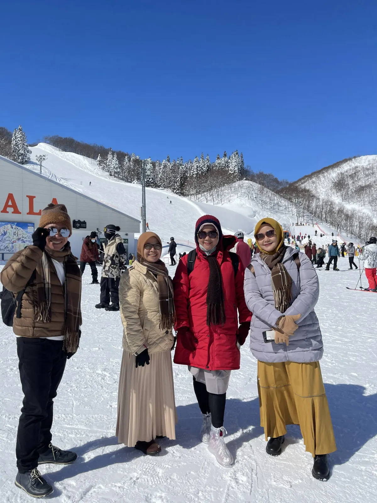 Japan Snow Trails